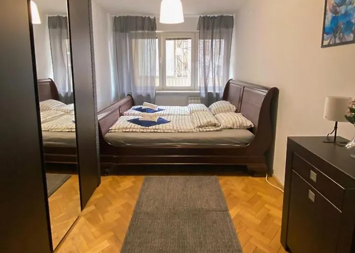 Twarda 66 pokoje w centrum Warszawy Warszawa